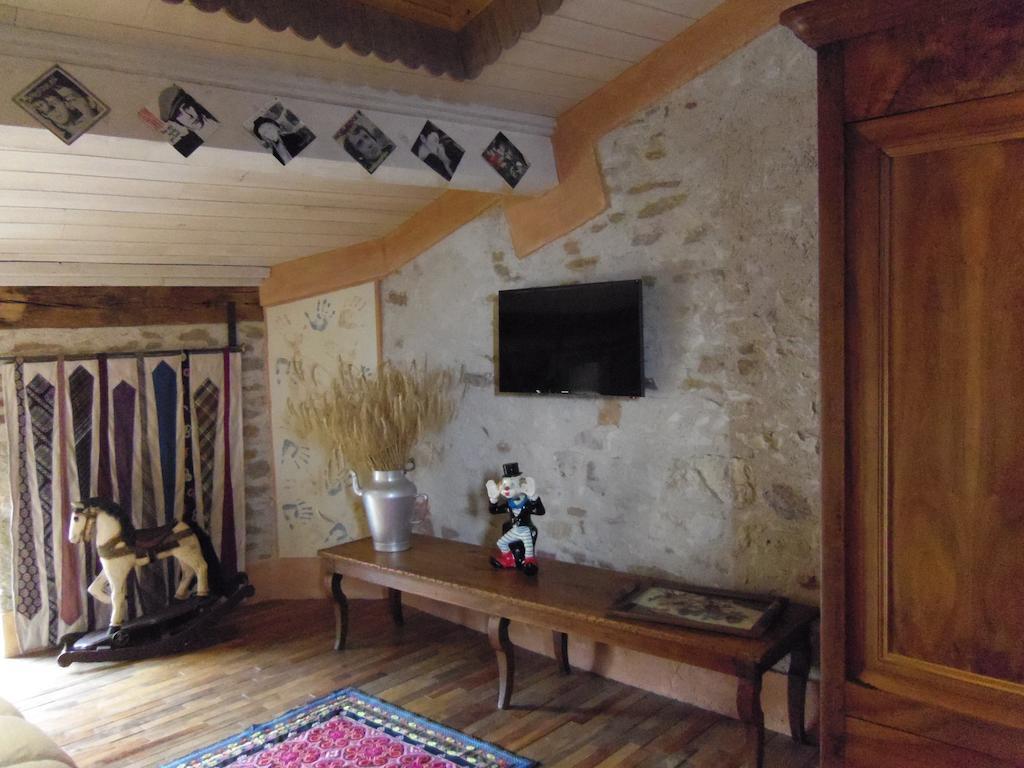 Place Des Nobles Bed & Breakfast Cuiseaux Oda fotoğraf