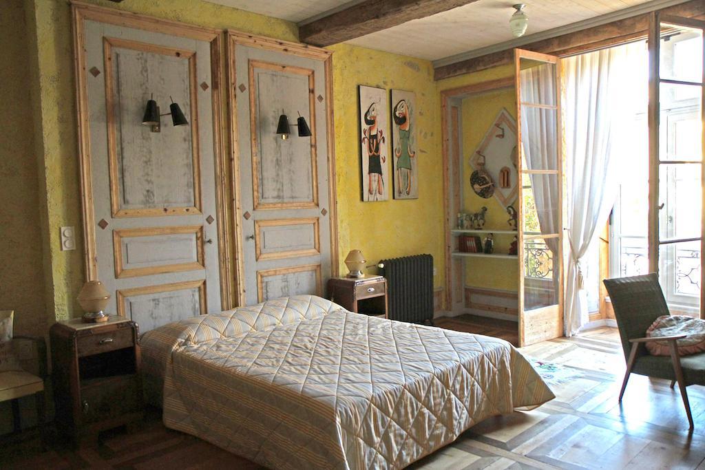 Place Des Nobles Bed & Breakfast Cuiseaux Oda fotoğraf
